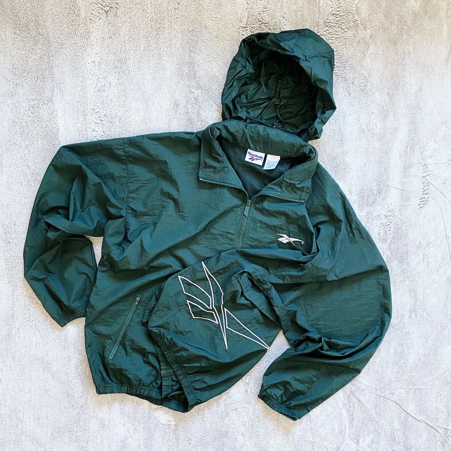 VINTAGE GREEN REEBOK ZIP UP WINDBREAKER JACKET-1990'S SIZE XL