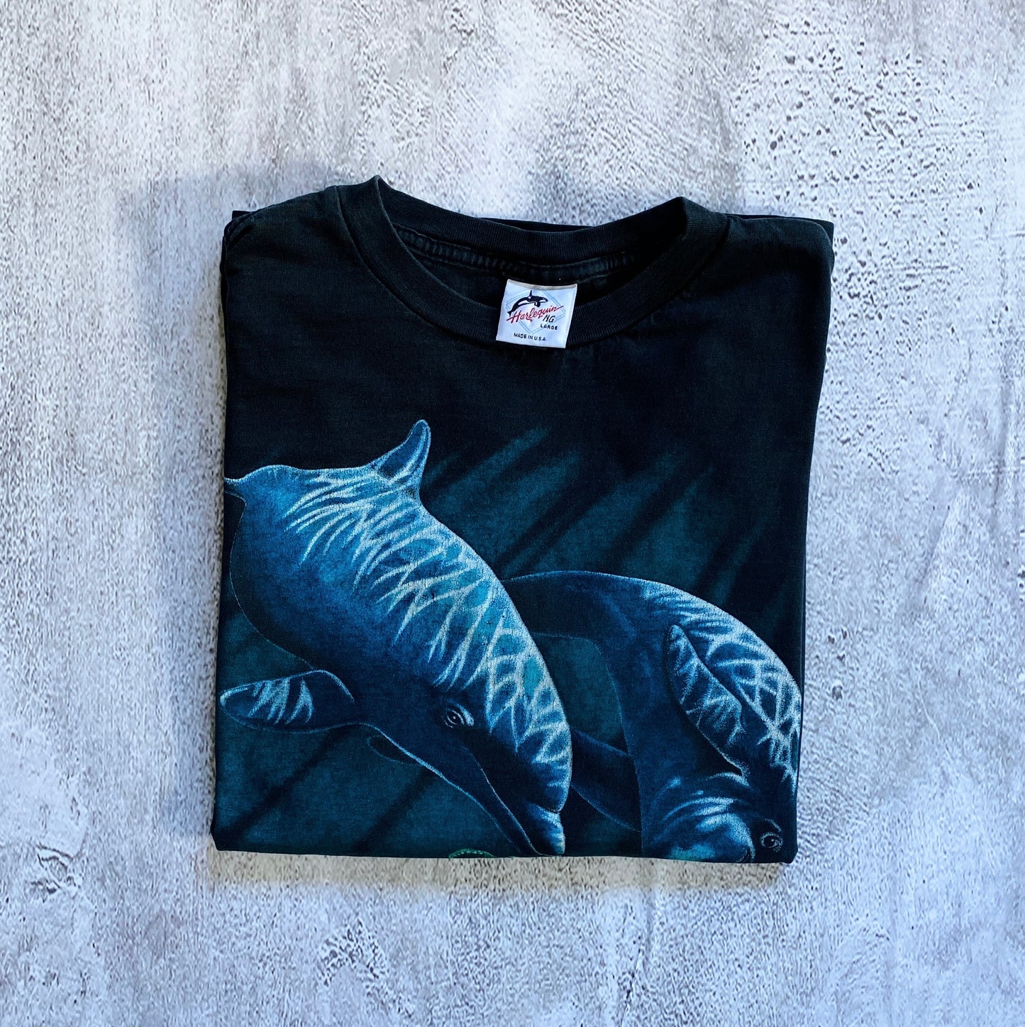 VINTAGE SINGLE STITCH DOLPHINS TEE-1990'S SIZE M/L