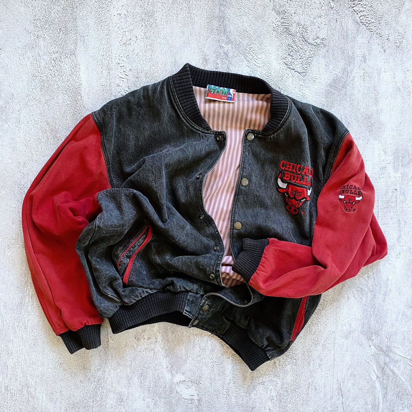 VINTAGE TEAM CHOICE CHICAGO BULLS DENIM VARSITY JACKET-1990'S SIZE L