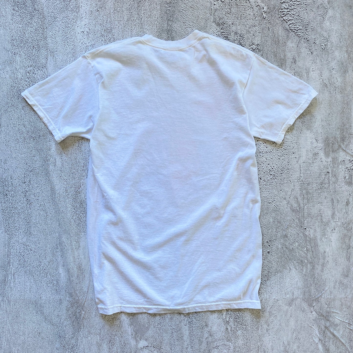 VINTAGE WHITE AARON CARTER TEE- EARLY 2000'S SIZE M