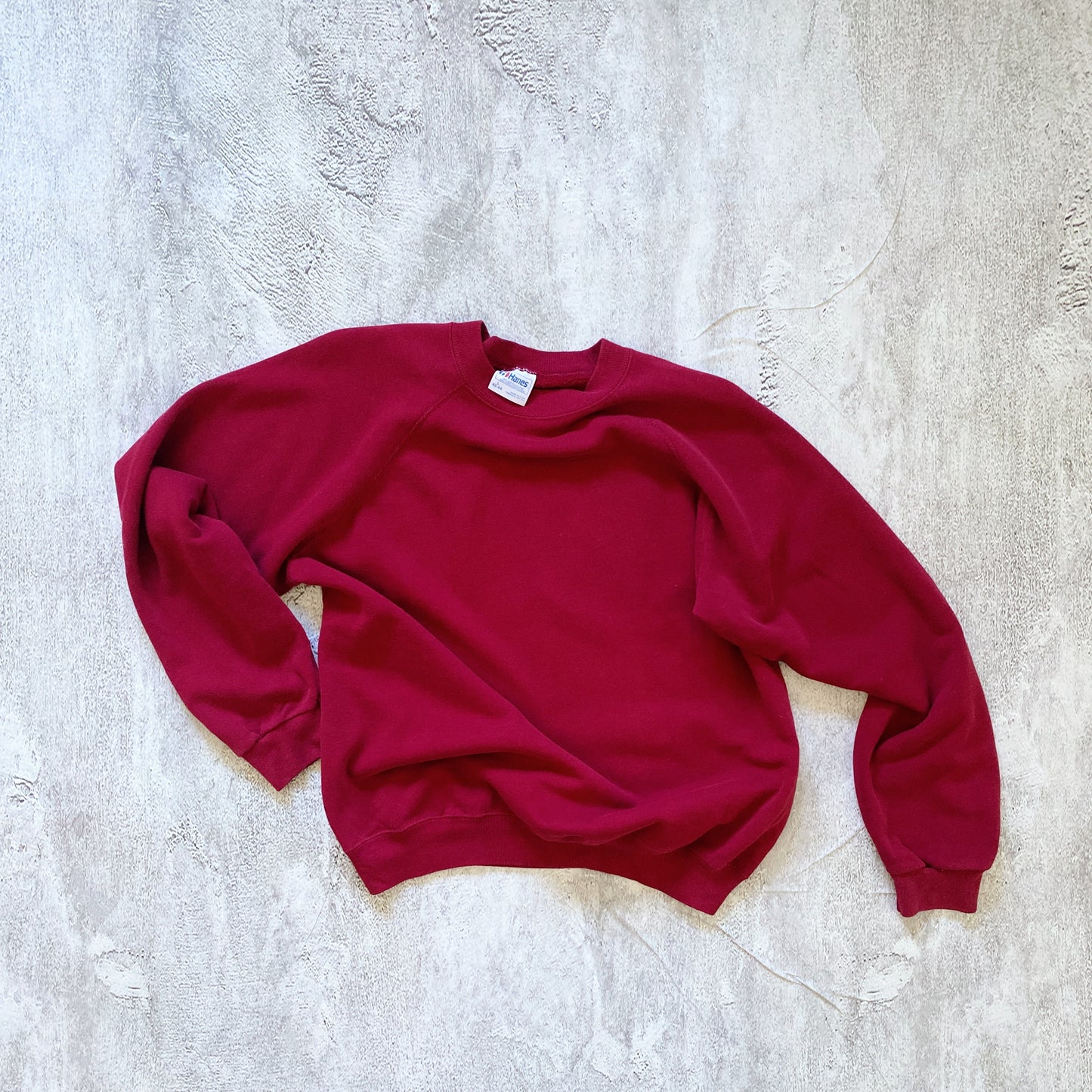 VINTAGE RED FUCHSIA CREWNECK SWEATSHIRT- 1980'S SIZE M