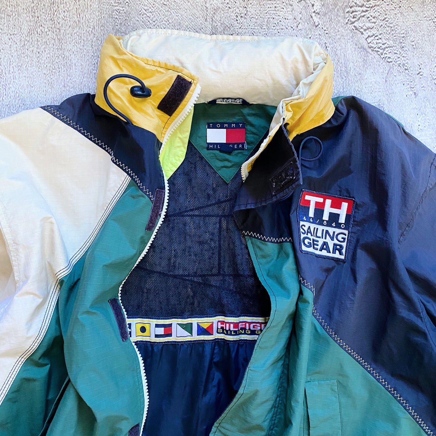 VINTAGE TOMMY HILFIGER SAILING GEAR WINDBREAKER JACKET-1990S SIZE L