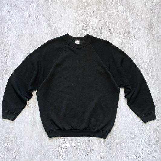 VINTAGE BLACK FRUIT OF THE LOOM SWEATSHIRT- 1990'S SIZE XL