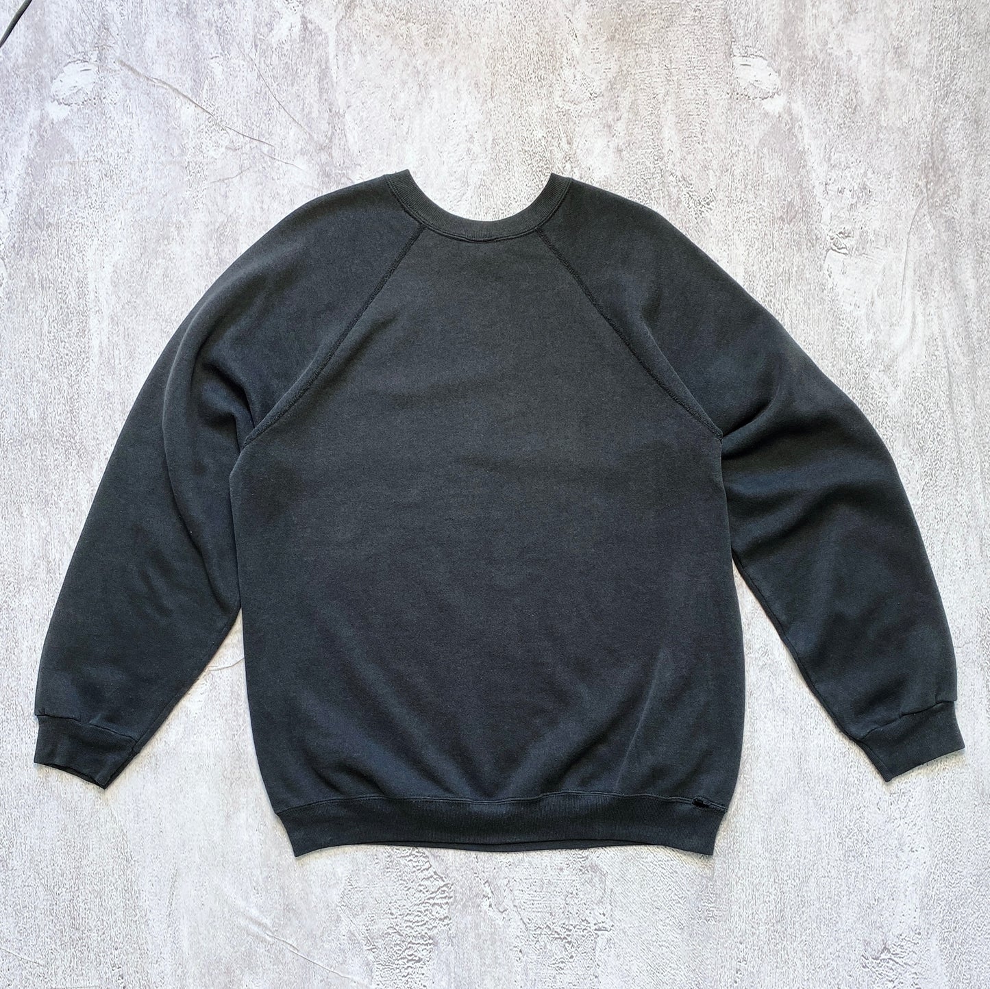 VINTAGE FADED BLACK TULTEX SWEATSHIRT-1990'S SIZE XL