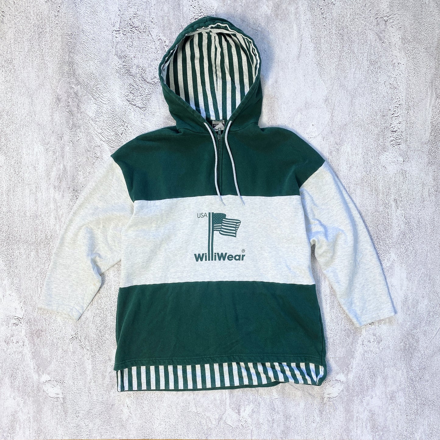 VINTAGE GREEN AND HEATER GREY WILLI WEAR HODDIE- 1990'S SIZE L/XL