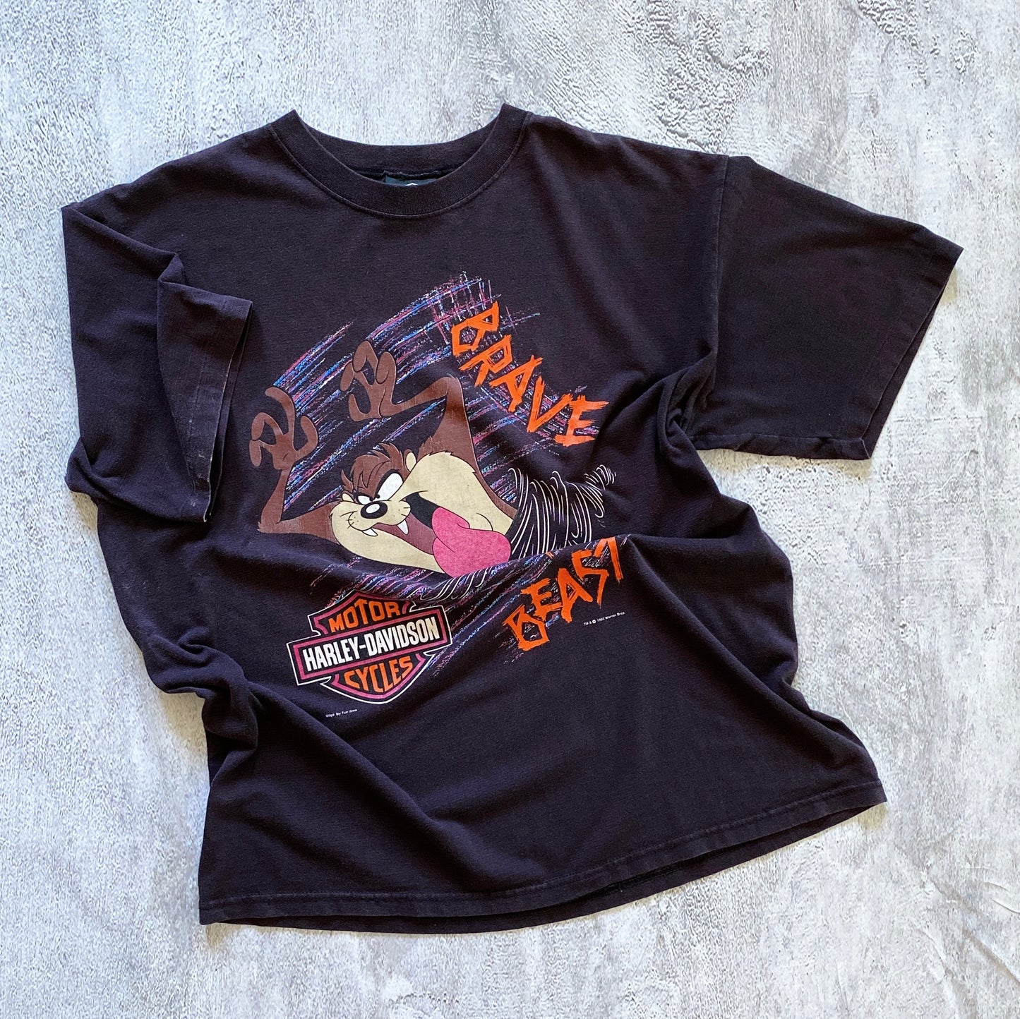 VINTAGE SINGLE STITCH HARLEY DAVIDSON TAZ TEE-1990'S SIZE XL