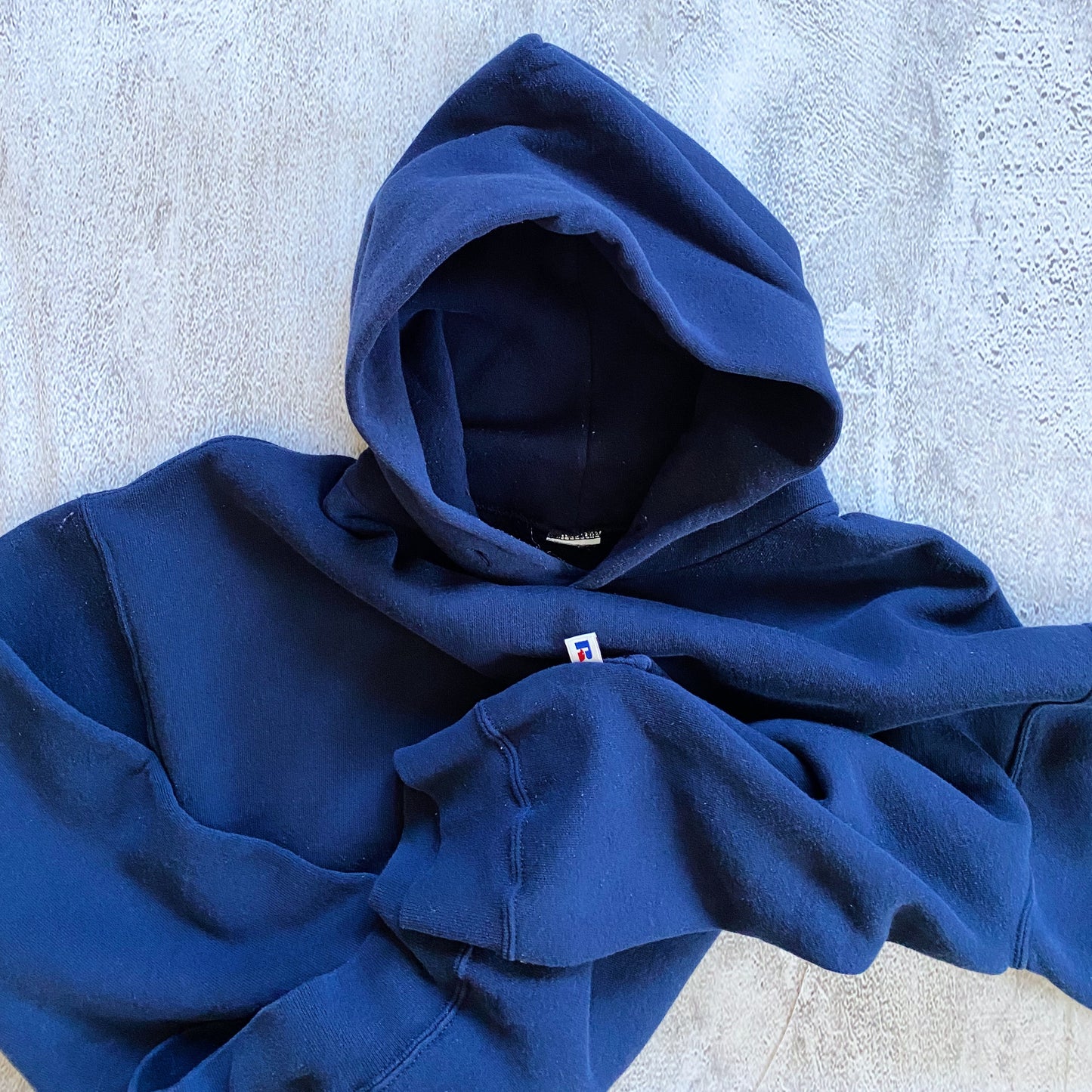 VINTAGE NAVY BLUE RUSSELL HOODIE-1990'S SIZE XL