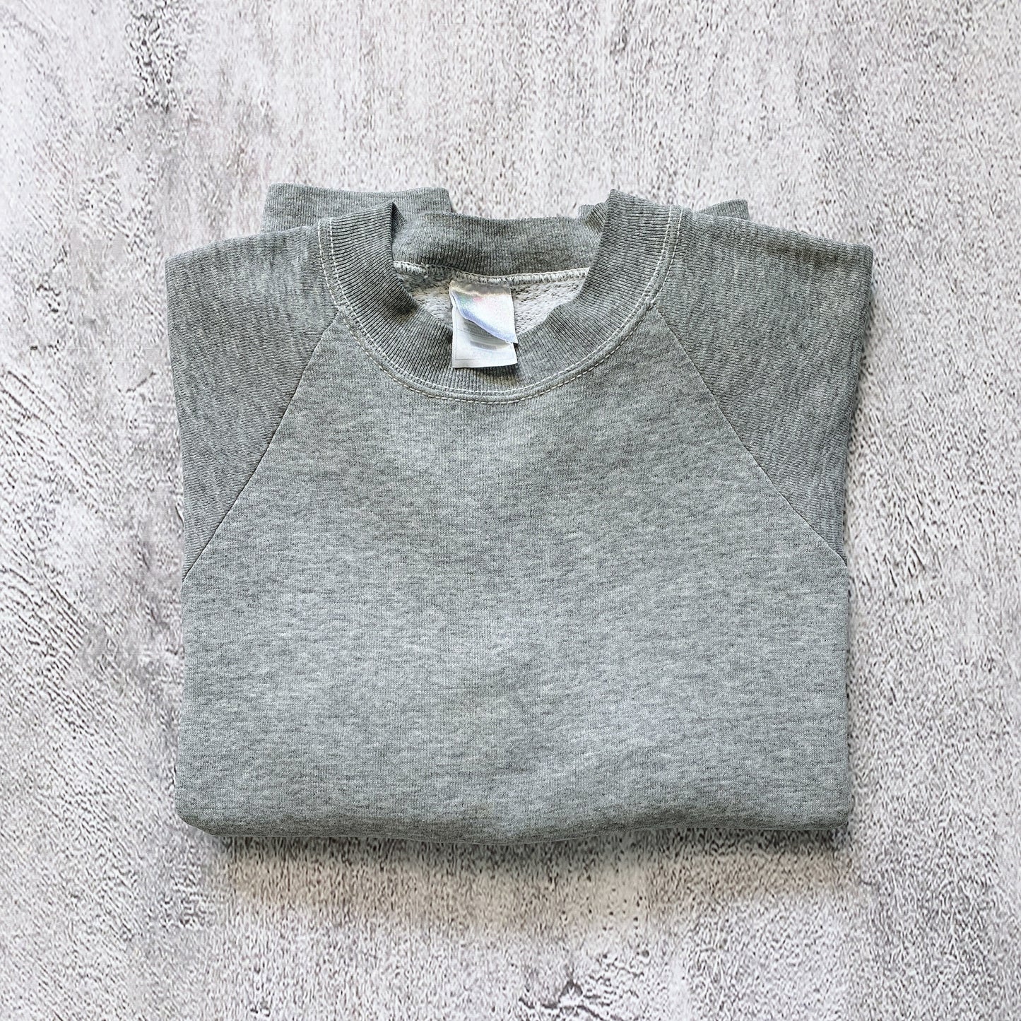 VINTAGE HEATHER GREY FRUIT OF THE LOOM SWEATSHIRT- 1990'S SIZE L