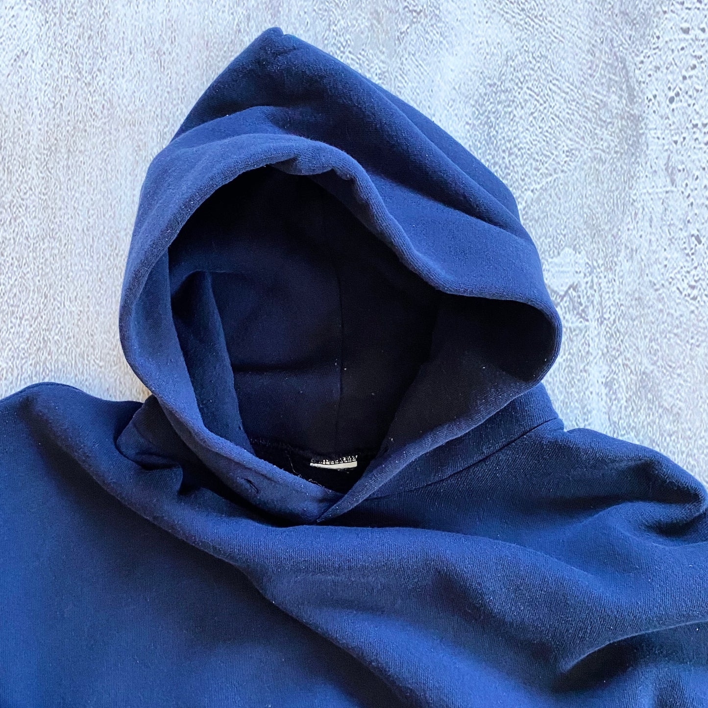 VINTAGE NAVY BLUE RUSSELL HOODIE-1990'S SIZE XL