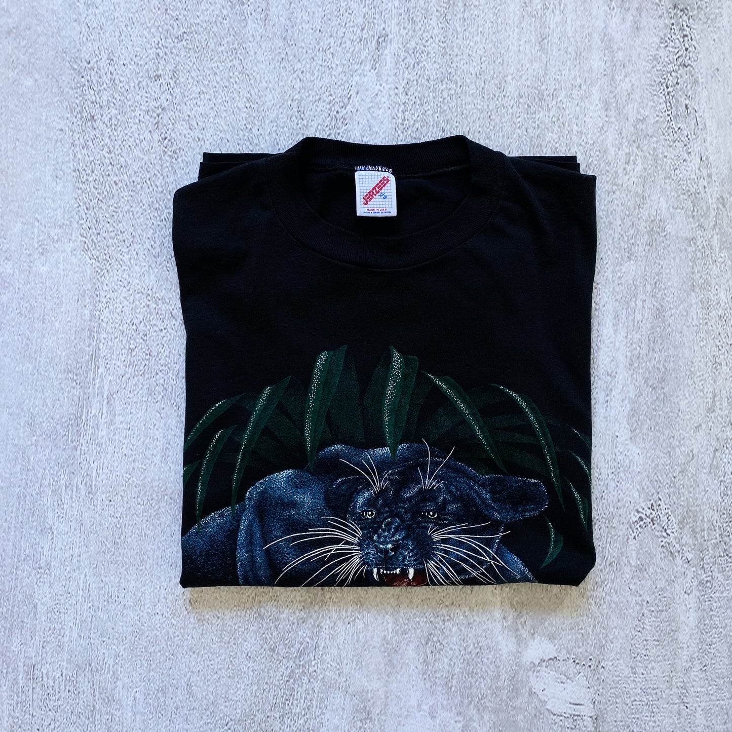 VINTAGE SINGLE STITCH PANTHER TEE- 1980'S SIZE XL