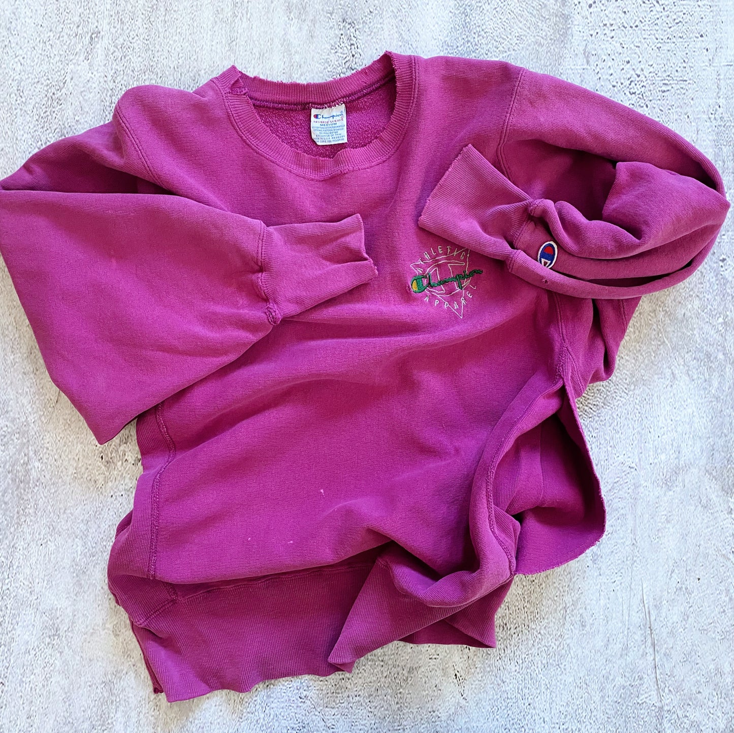 VINTAGE PINK FUCHSIA CHAMPIONS REVERSE WEAVE SWEATSHIRT-1980'S SIZE S/M