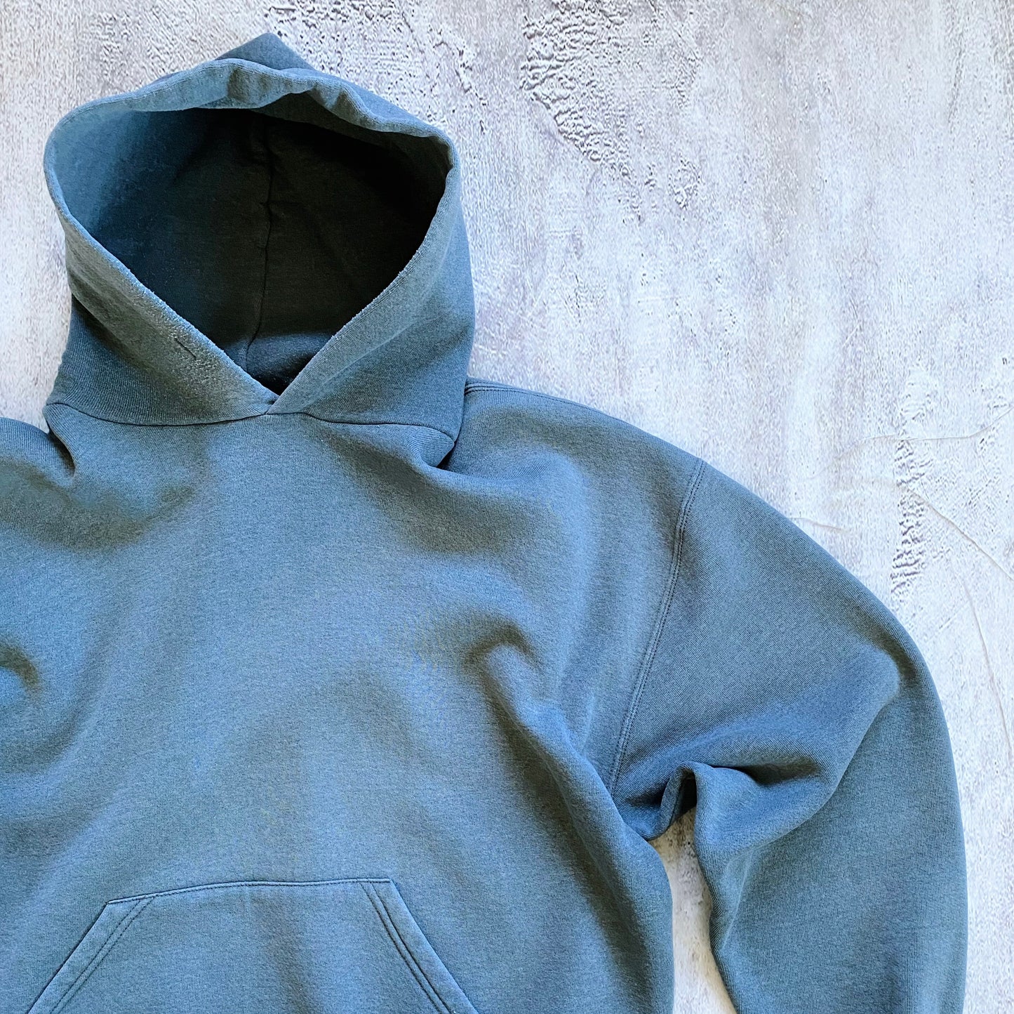 VINTAGE FADED GREY BOXY RUSSELL ATHLETIC HOODIE-2000'S SIZE XL