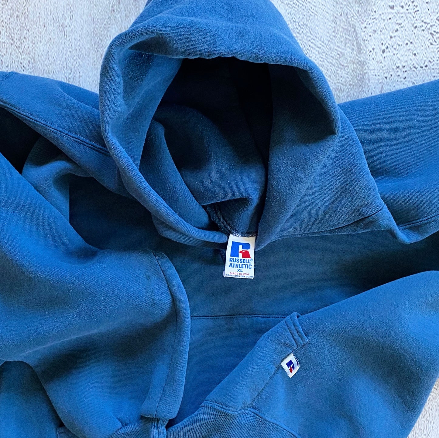 VINTAGE BLUE RUSSELL ATHLETIC HOODIE-1990'S SIZE XL